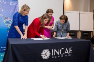 La firma del convenio Incae y Cargill, marca el relanzamiento del centro. 