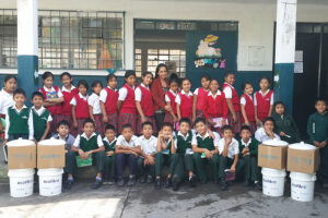 Llevar agua purificada a un millón de familias guatemaltecas es el objetivo de la empresa.