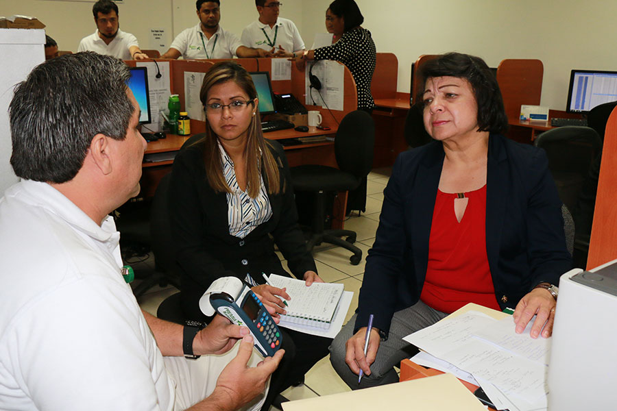Proyectan 100 agentes bancarios en El Salvador