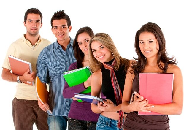 Ni alta empleabilidad ni salarios competitivos: ¿cuáles deben ser los principales criterios para elegir carrera?