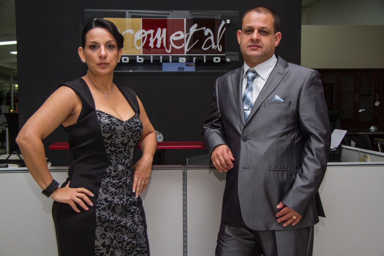 Muebles Crometal inaugura moderna sala de exhibición