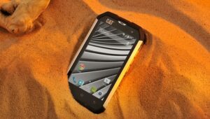 CAT S50 llega con una resistente pantalla de 4.7 pulgadas. 