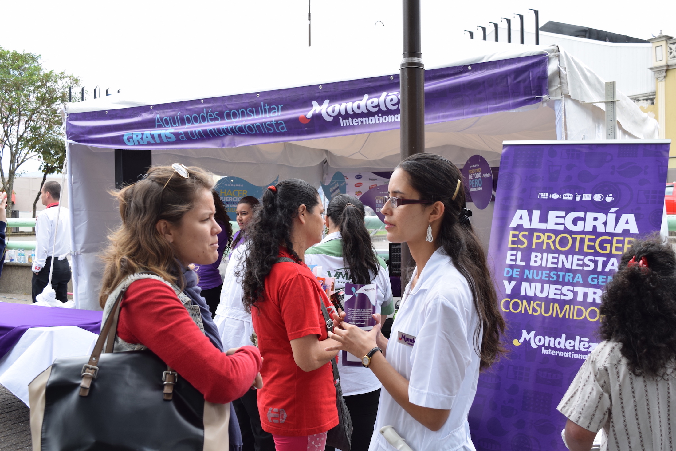 Consumidores recibieron consulta nutricional gratuita