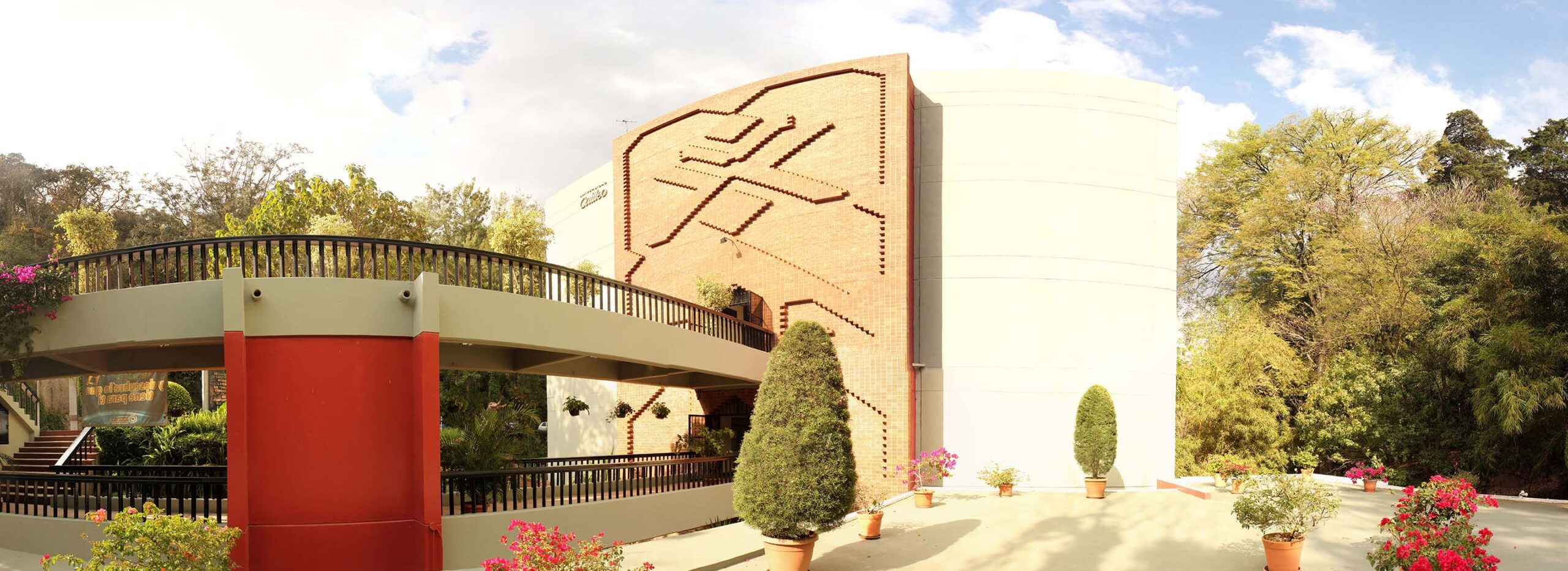 Tigo Business y la Universidad Galileo pioneros en la implementación de IPv6