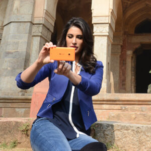 Microsoft quiere exaltar la belleza y vanidad femenina y propone una serie de aplicaciones que se encuentran en la tienda Windows.