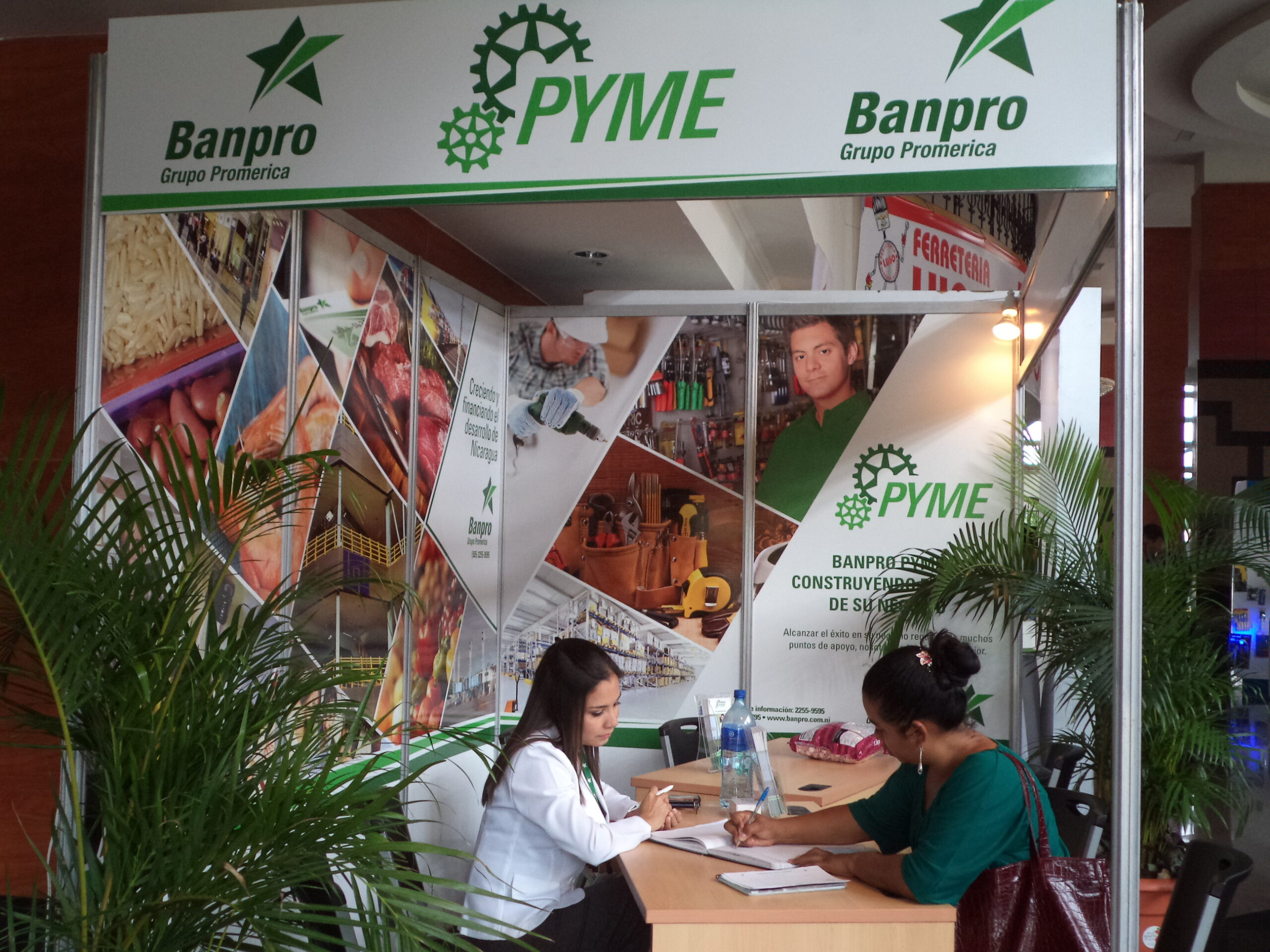 Instalan una Caja Banpro en II Feria Ferretera