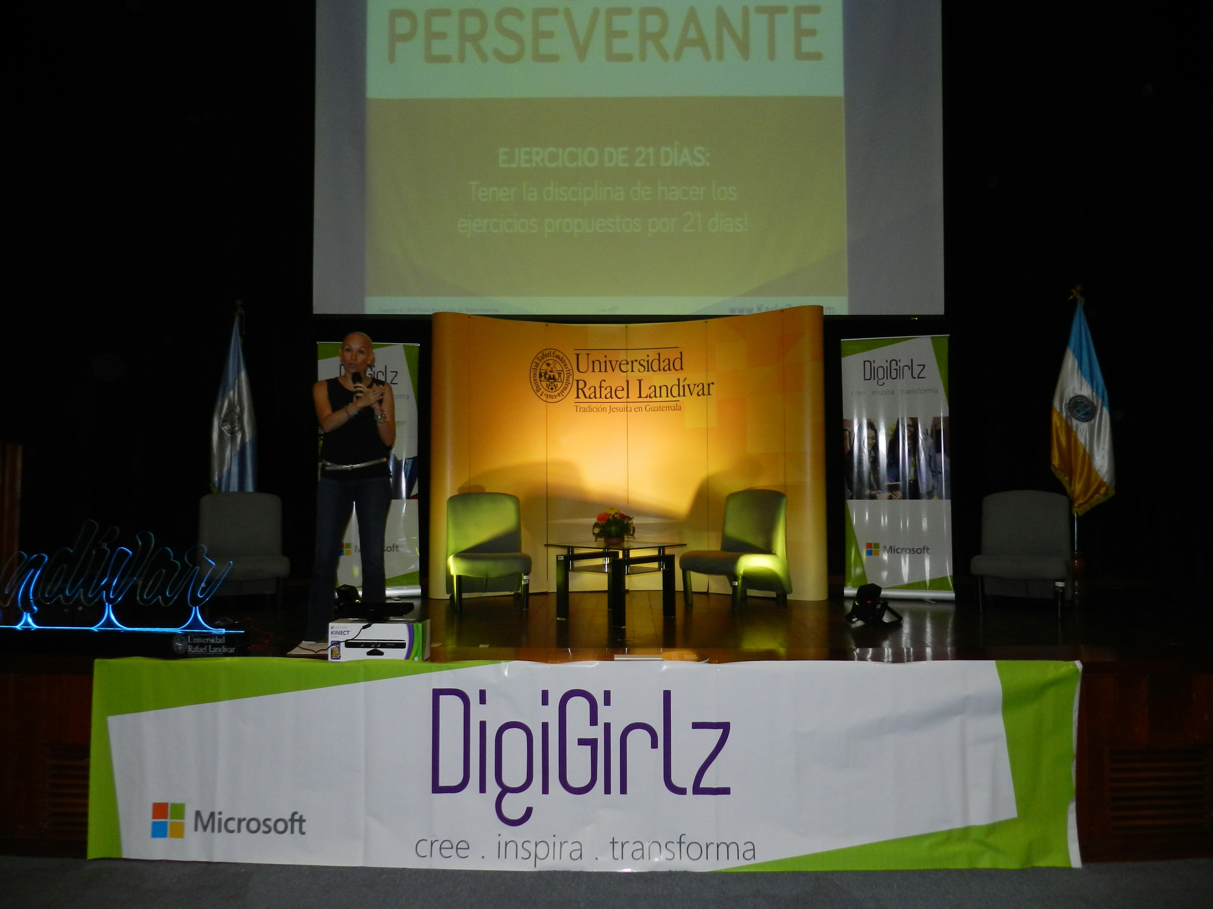 Microsoft busca aumentar la participación de la mujer en la tecnología con DigiGirlz