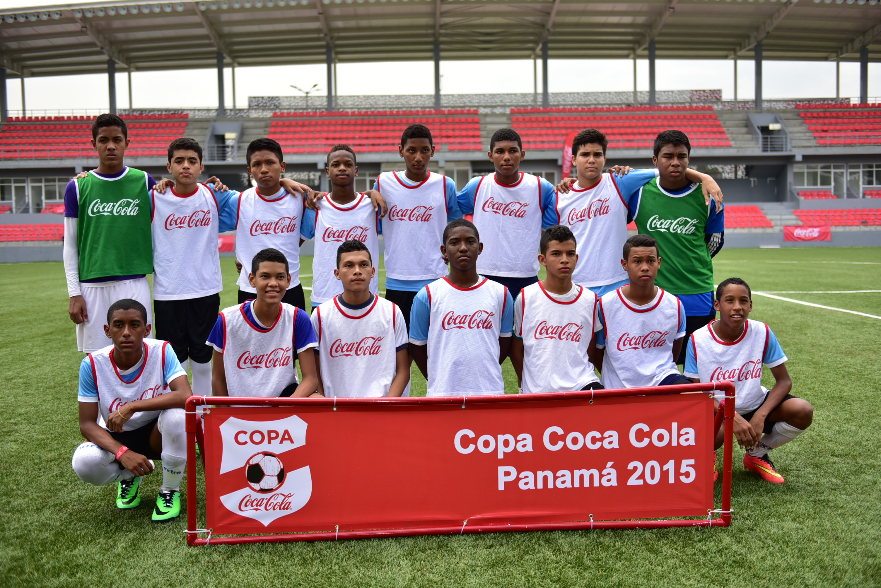 Todo por el fútbol: Copa Coca-Cola 2015 dio el pitazo inicial en Panamá