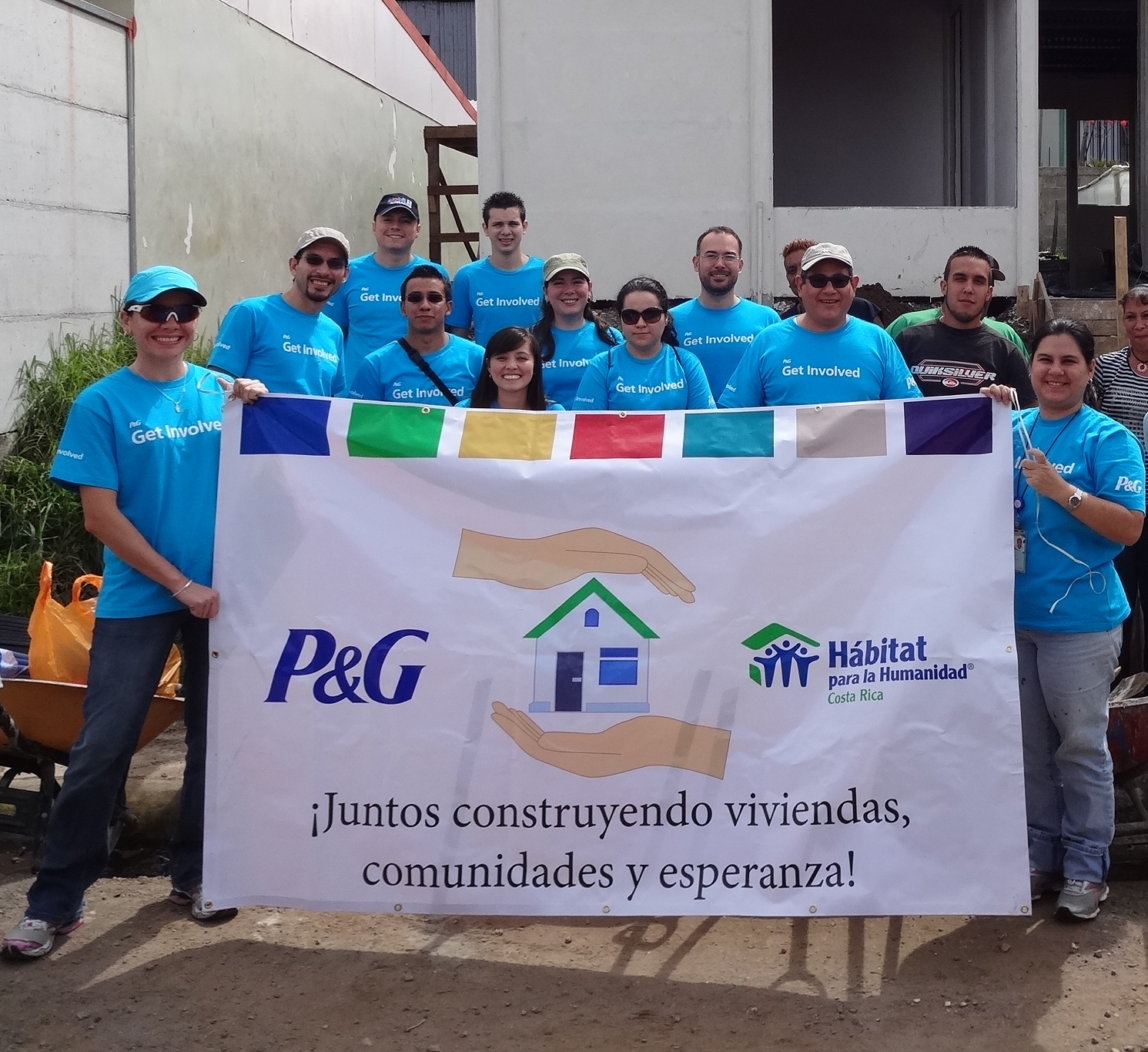 Hábitat para la Humanidad y P&G continúan apoyando familias