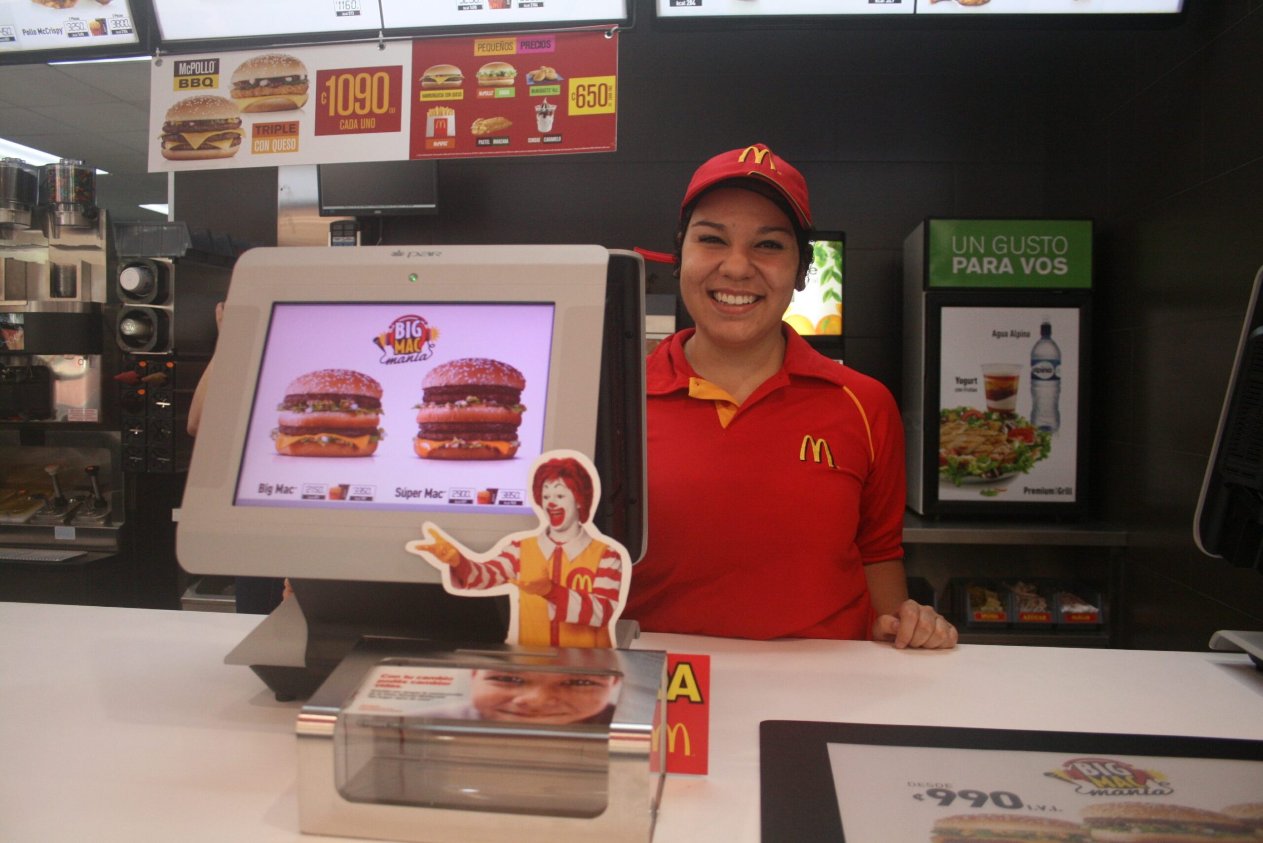 McDonald’s es el primer empleo de miles de jóvenes