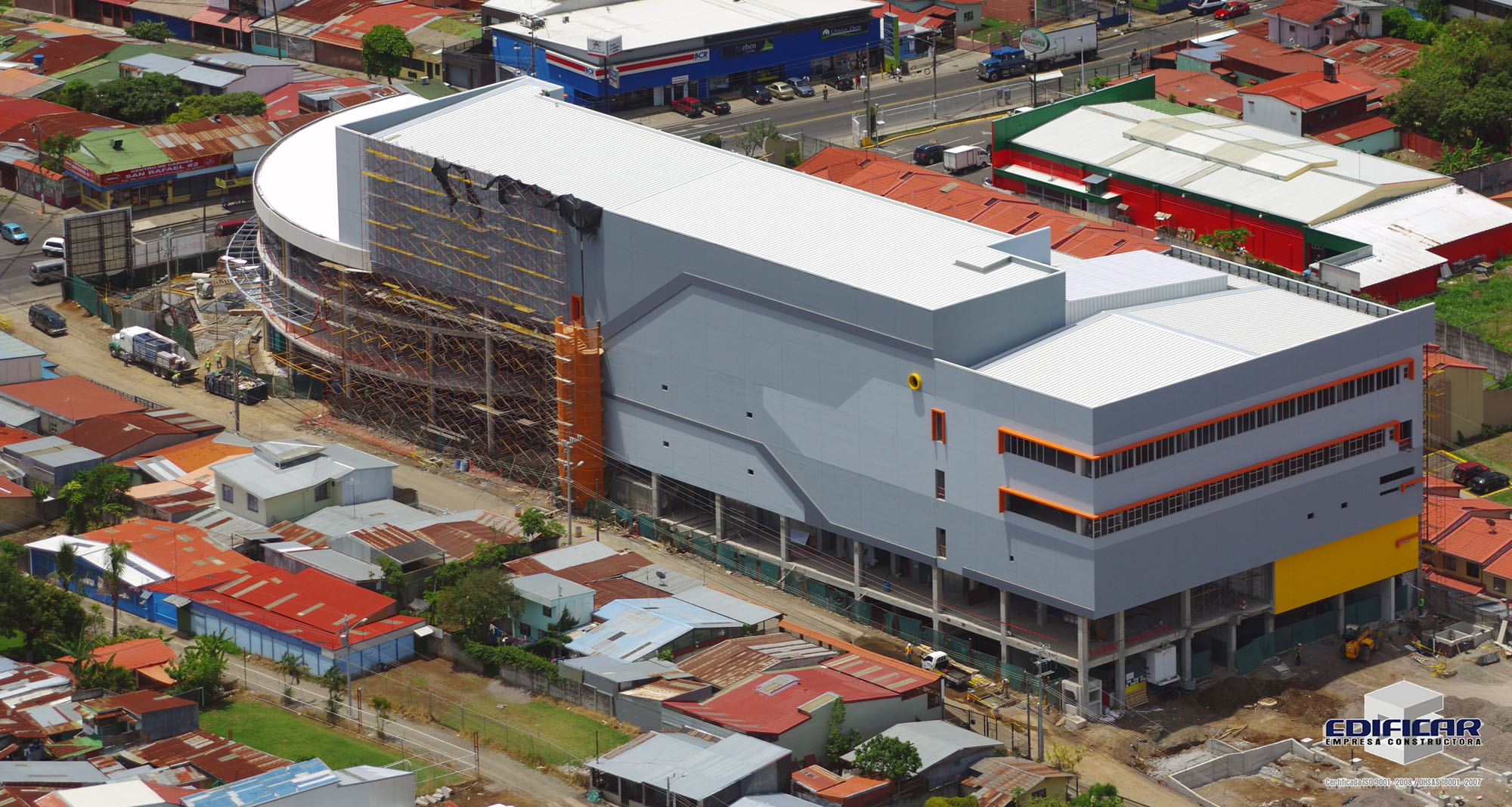 Zona Centro abrirá en octubre 2015