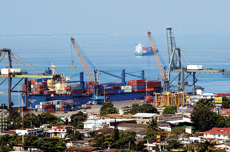 Puerto Cortés se consolidad como centro logístico en la región