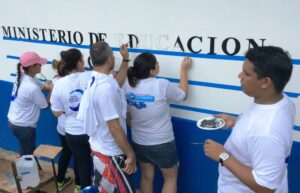 En Panamá los voluntarios de Citi trabajaron en la pintura, reparación y decoración del salón de entrenamiento de la Escuela Elena Chavez de Pinate. 