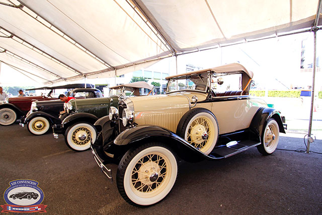 Exhibición de Autos Antiguos en Avenida Escazú este fin de semana