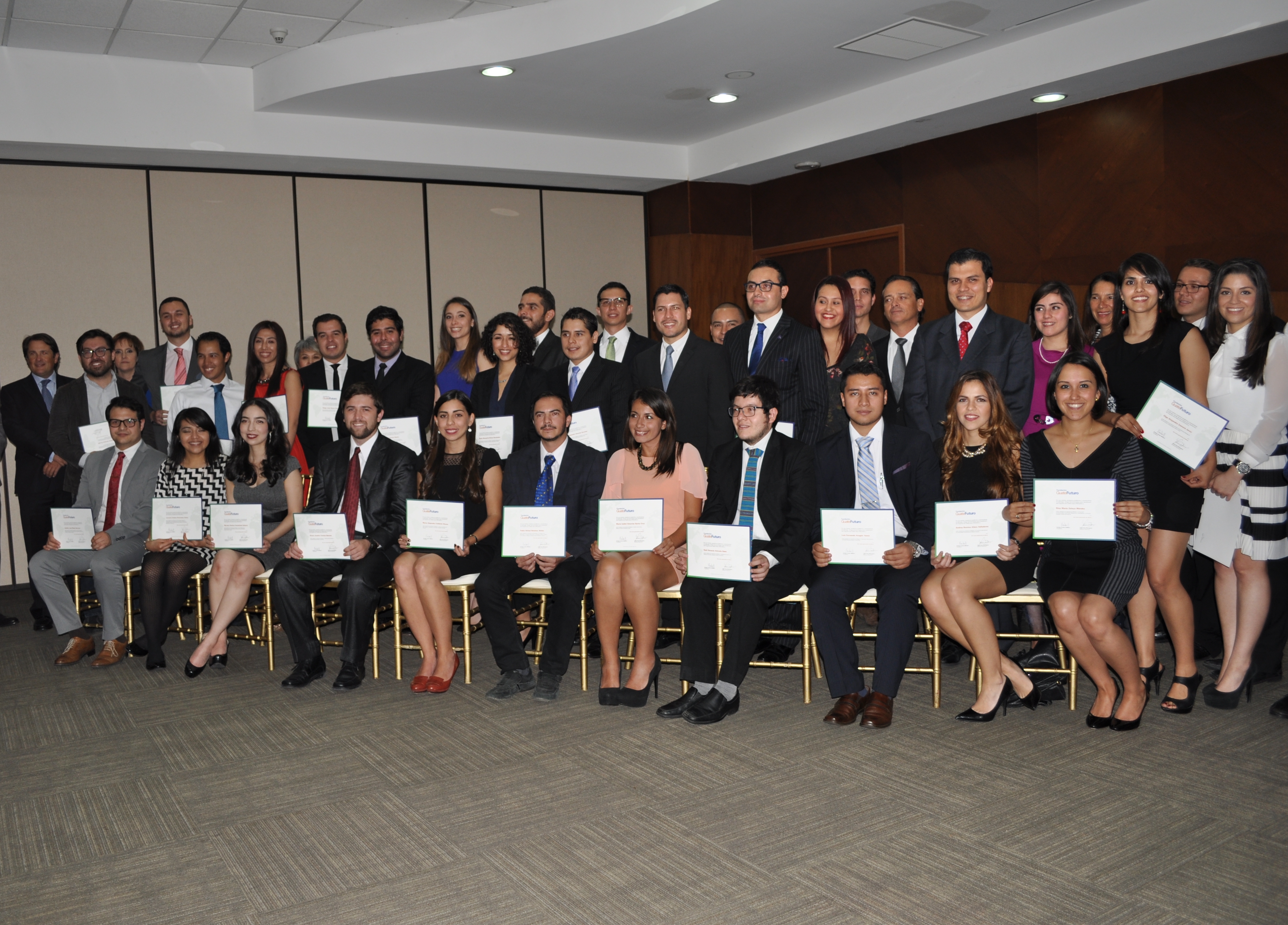 Profesionales guatemaltecos estudiarán en las mejores universidades del mundo