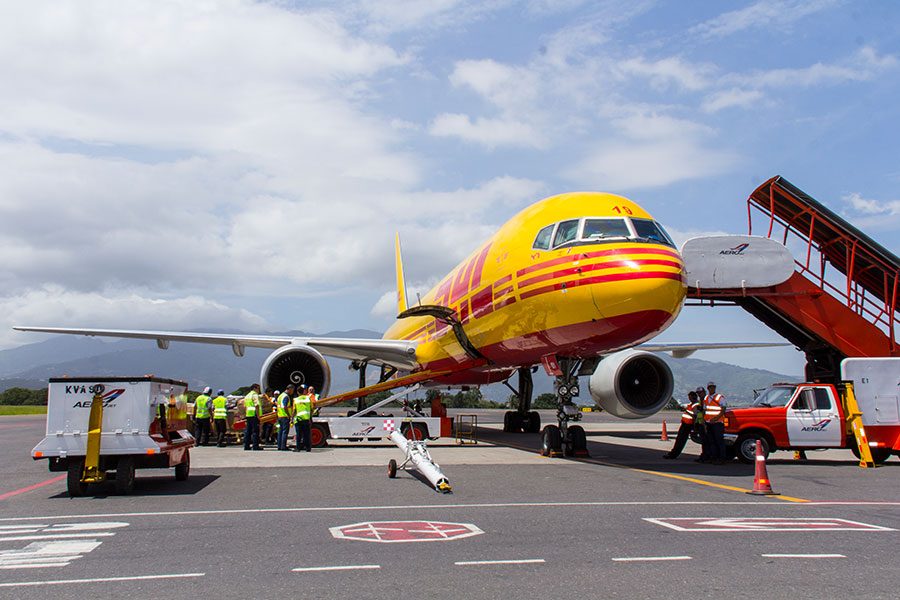 DHL inaugura nueva oficina de operaciones en el Juan Santamaría