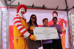 Donación al Centro de Cuido Diurno para el Adulto Mayor de Barva.