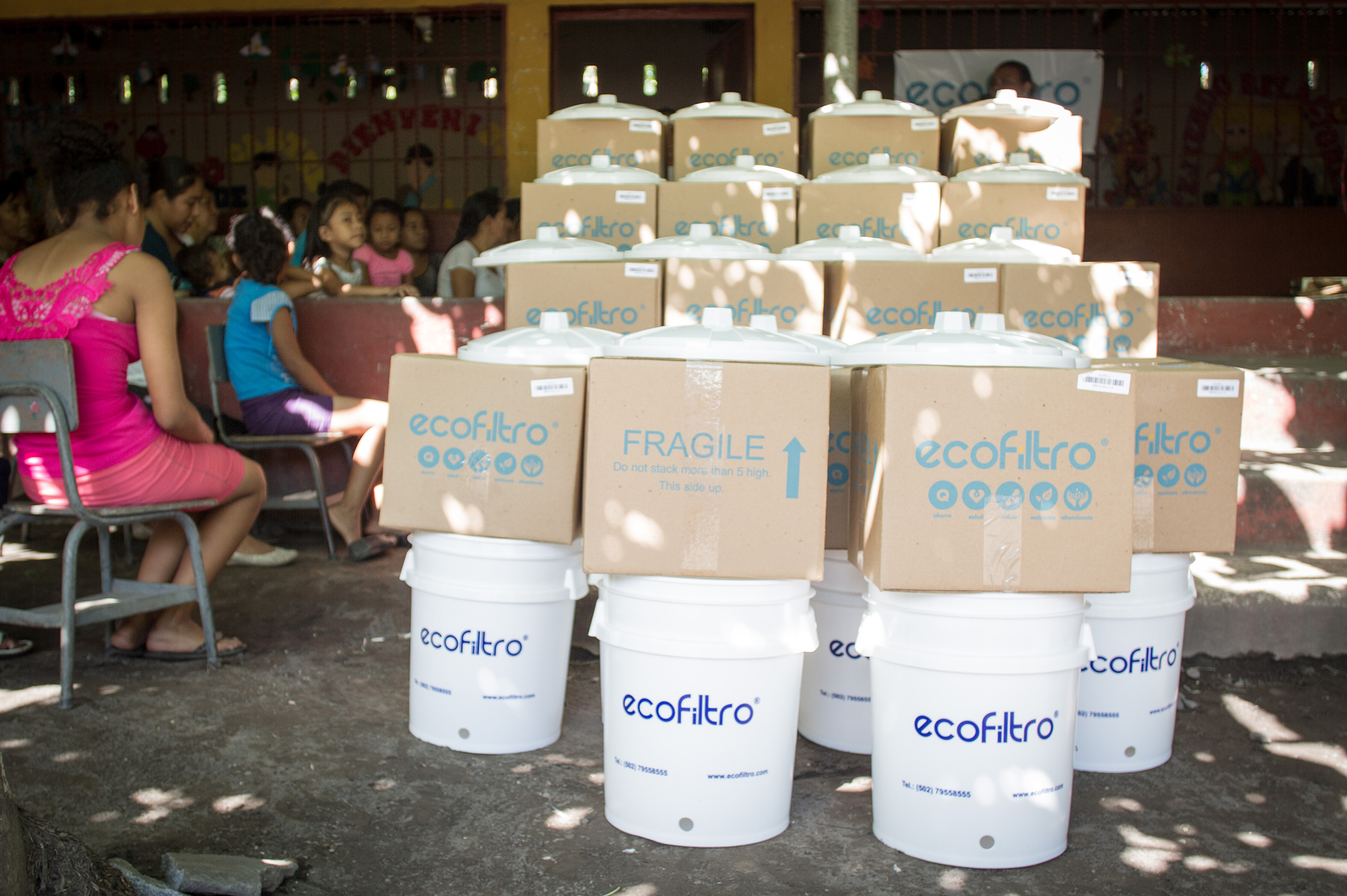 Escuela de aldea Cerro Colorado cuentan ahora con agua purificada