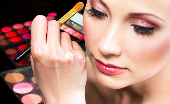 Cómo maquillarse correctamente: 7 tips que toda mujer debe conocer