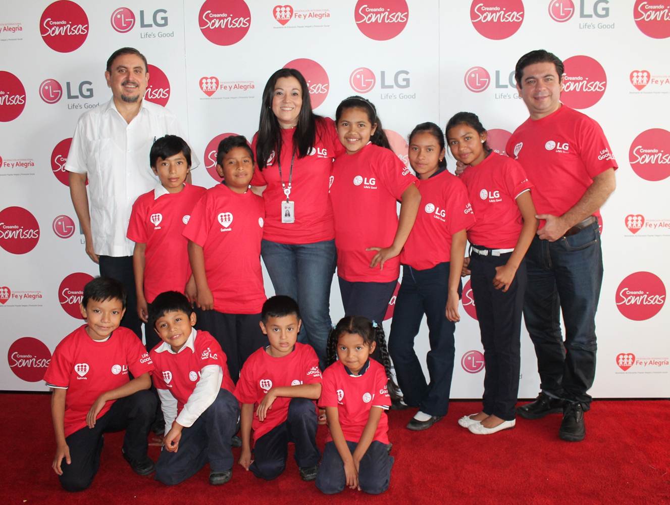 LG busca reunir 30.000 sonrisas en Guatemala