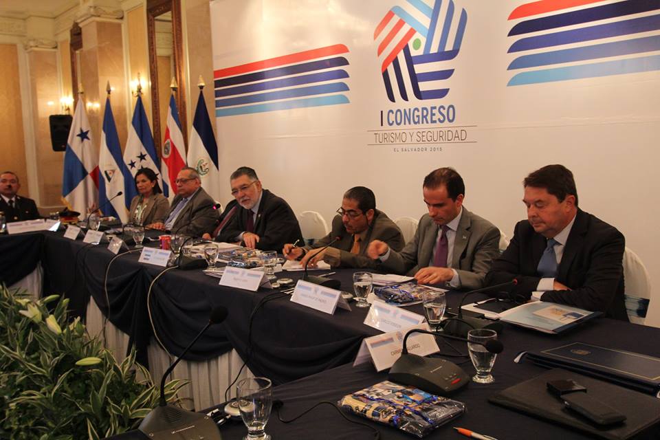 Centroamérica y República Dominicana firman declaración para fortalecer el turismo