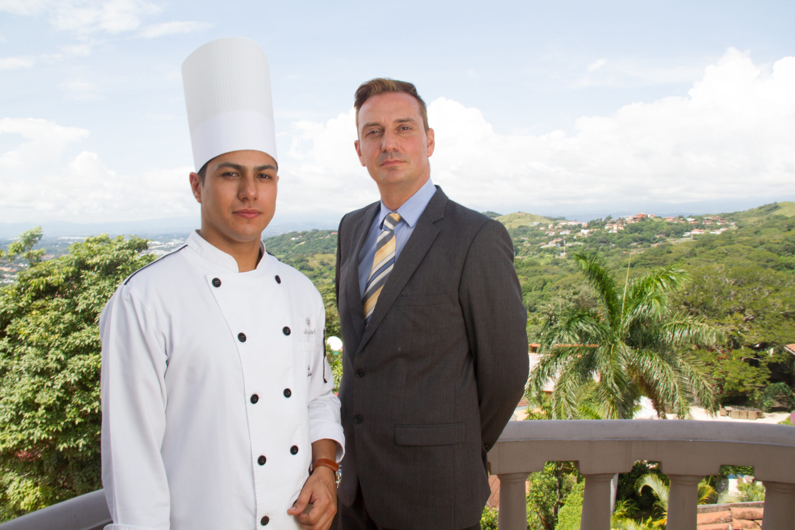 Chef costarricenses recibe reconocimiento de alianza gastronómica internacional