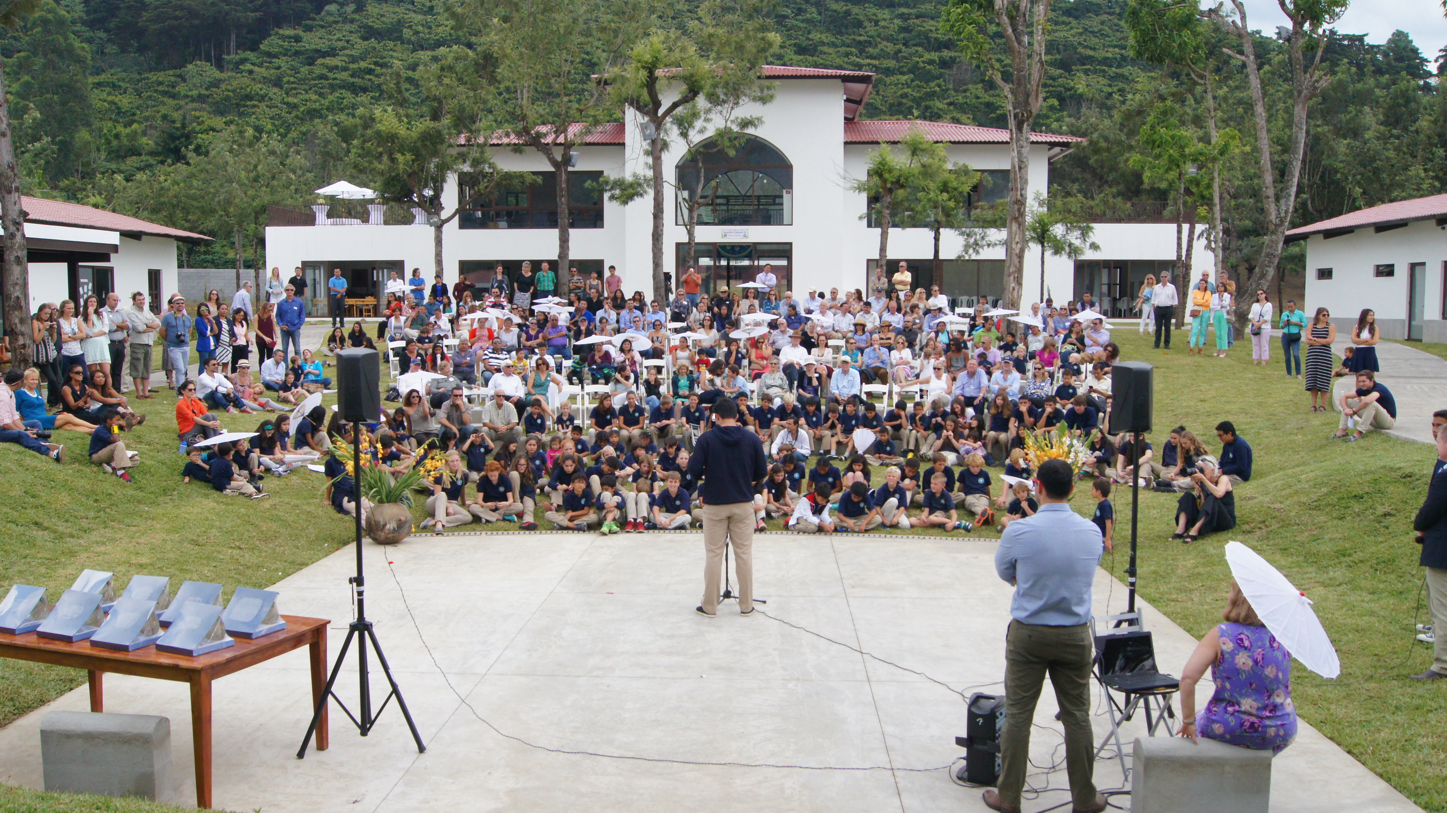 Antigua International School inaugura nuevo campus