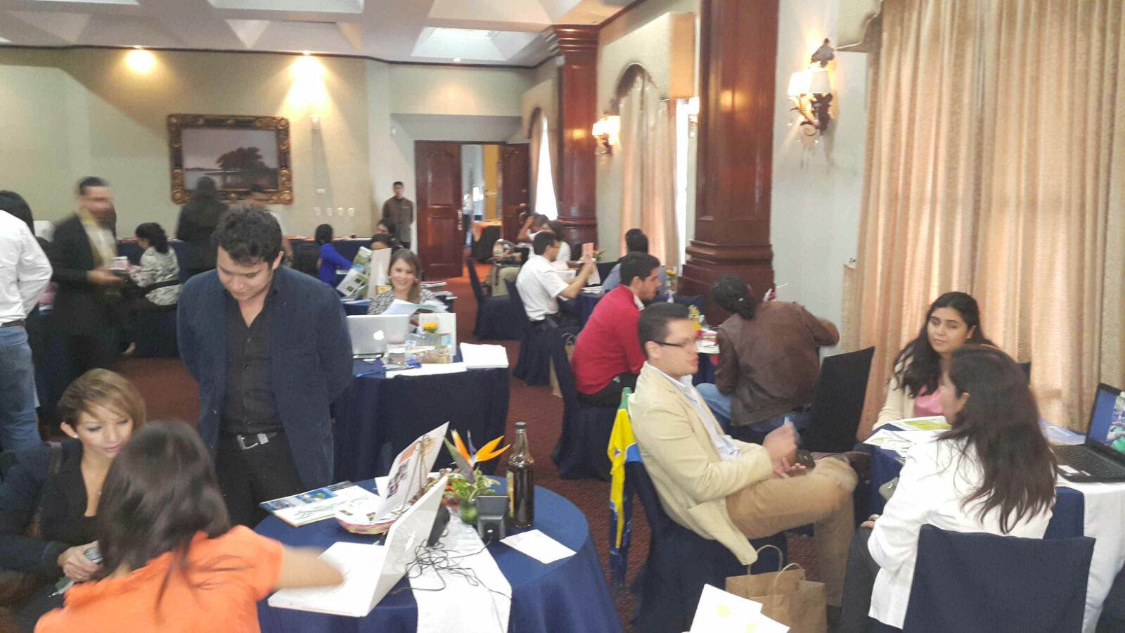 Guatemaltecos entusiasmados con producto turístico hondureño