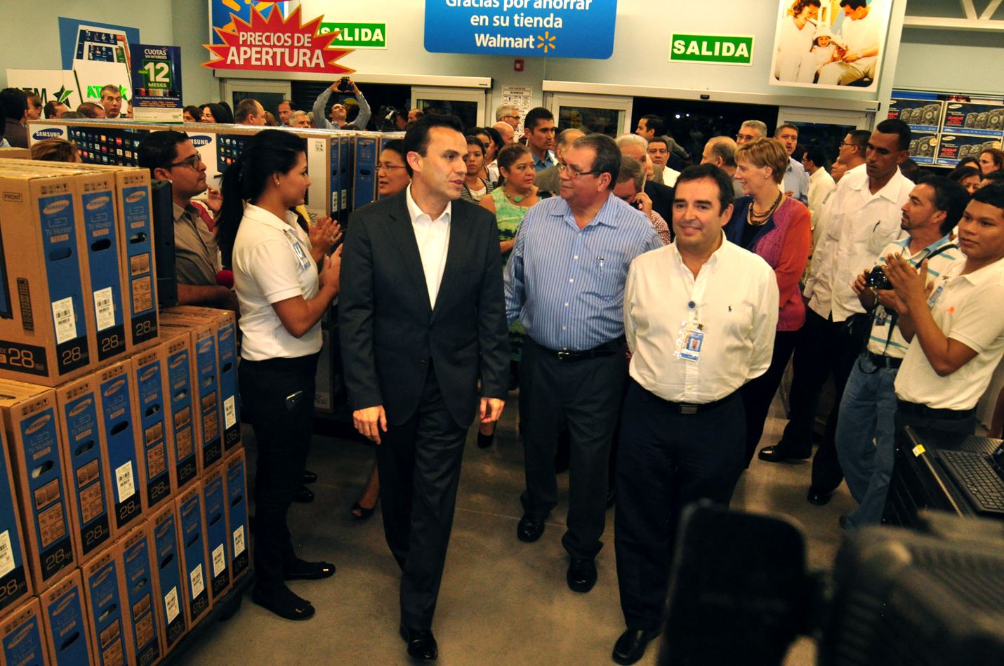 Abre primera tienda Walmart en Nicaragua