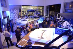 Inauguración de Sala de Ventas de Maspor Marine.