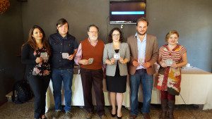 El objetivo de esta propuesta es crear una cultura de consumo más sostenible y responsable dentro de los consumidores disminuyendo el uso de envases e implementos de plástico desechable. 