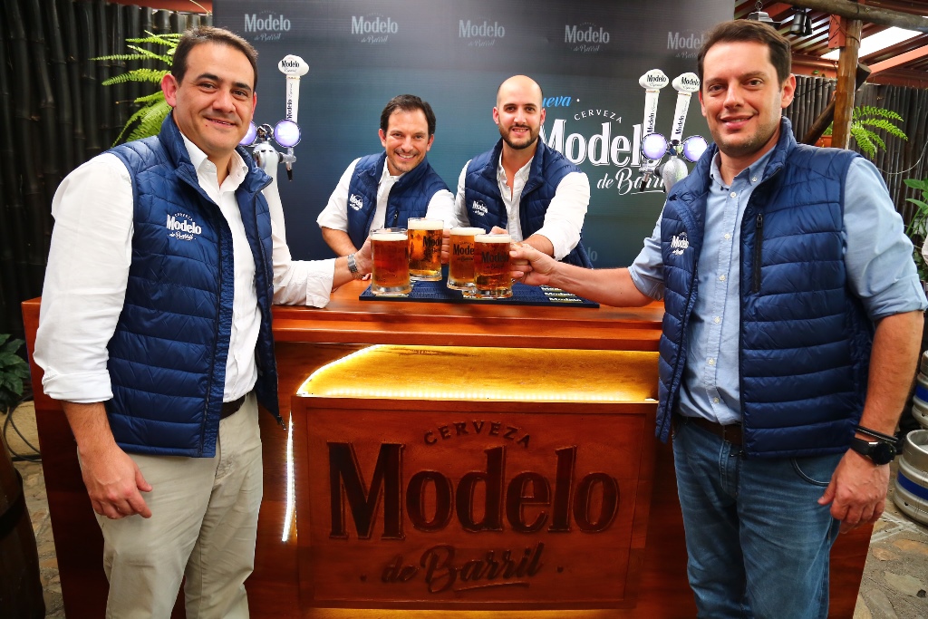 Nueva Cerveza Modelo de Barril ahora en Guatemala