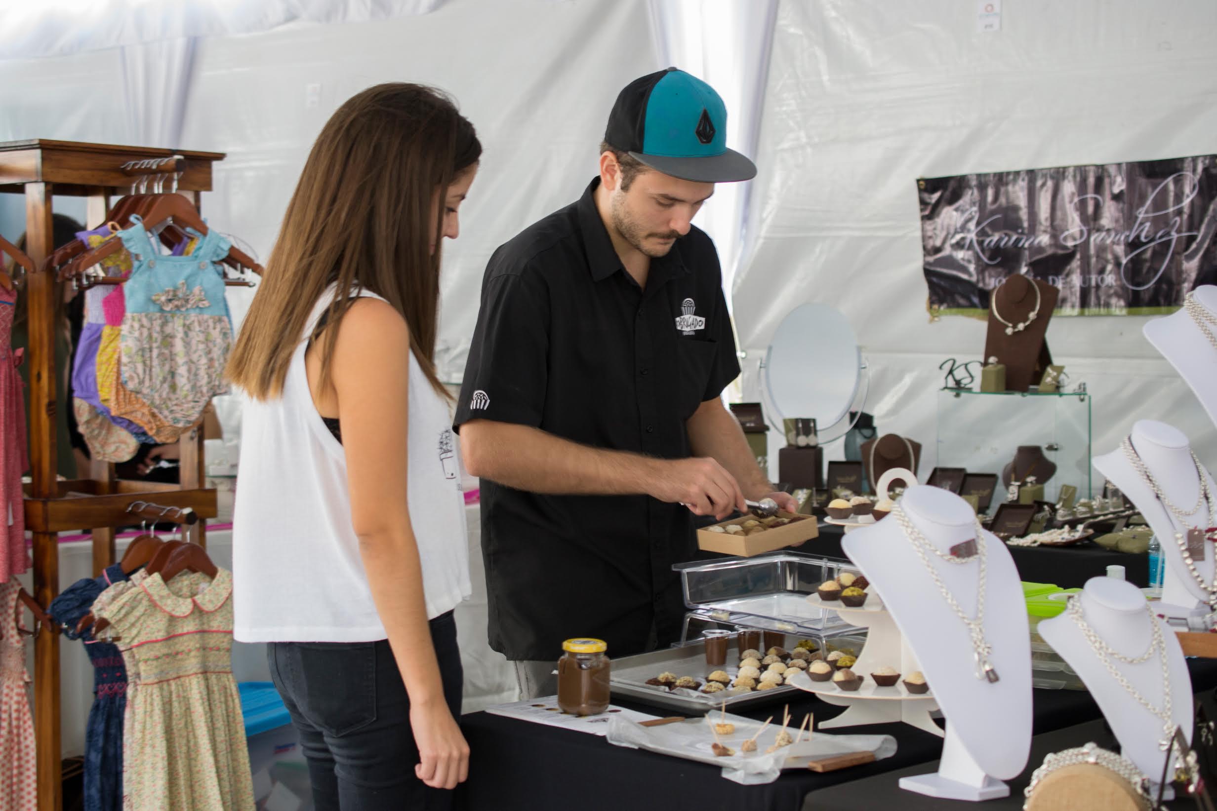 Arranca temporada de El Mercadito con el del Amor y la Amistad