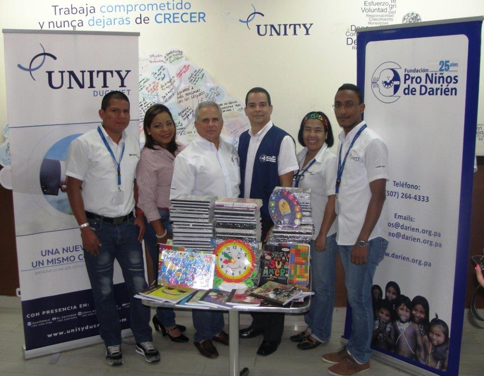Unity Ducruet dona útiles escolares a niños de la Fundación ProDarién