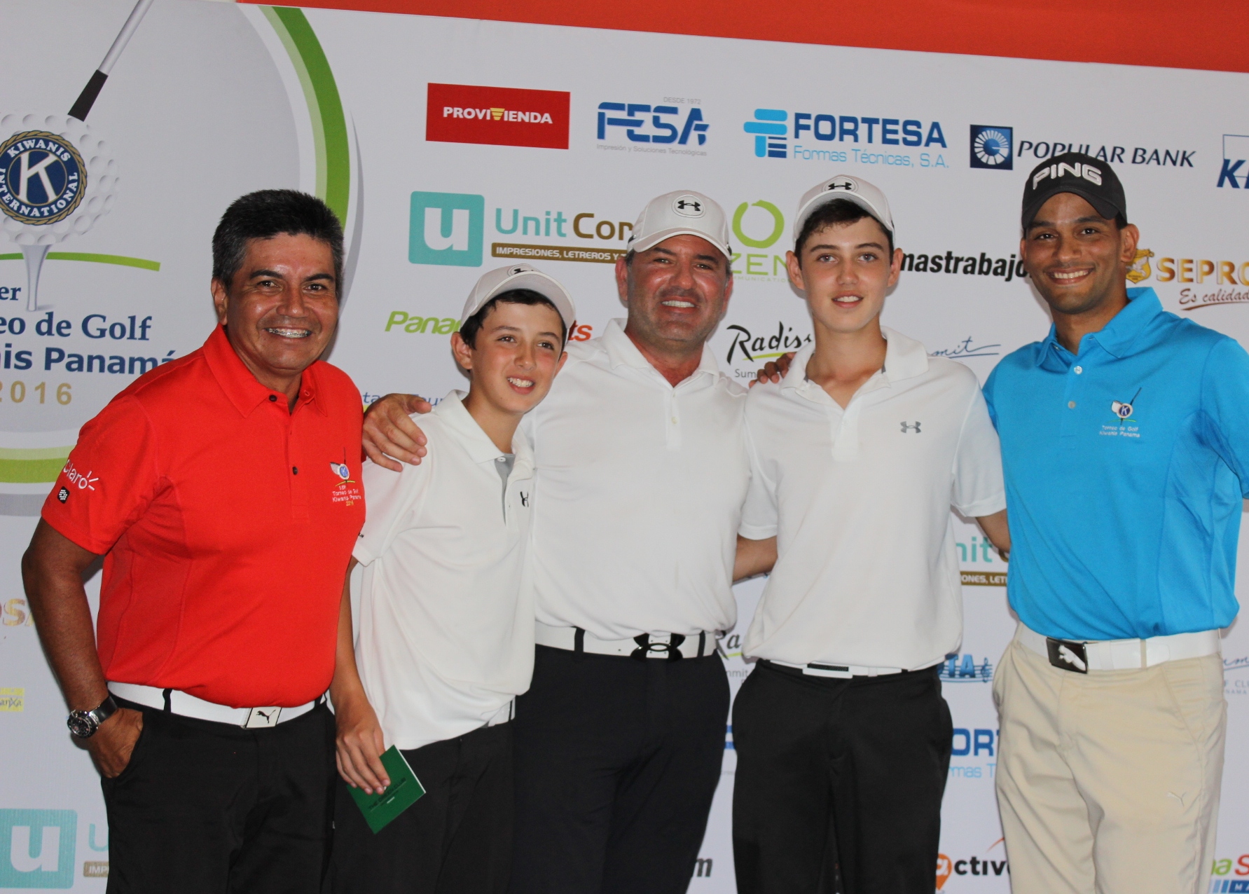 Unity Ducruet gana Categoría Patrocinador del torneo de Golf Kiwanis Panamá 2016