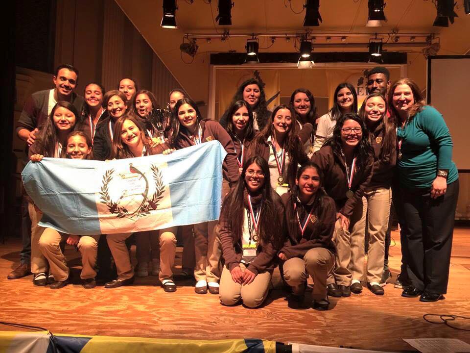 Estudiantes guatemaltecas ganan el  World English Experience 2016