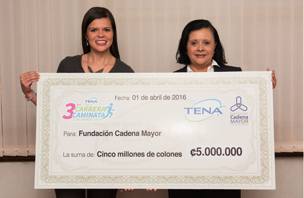 Fundación Cadena Mayor recibió donación por parte de TENA