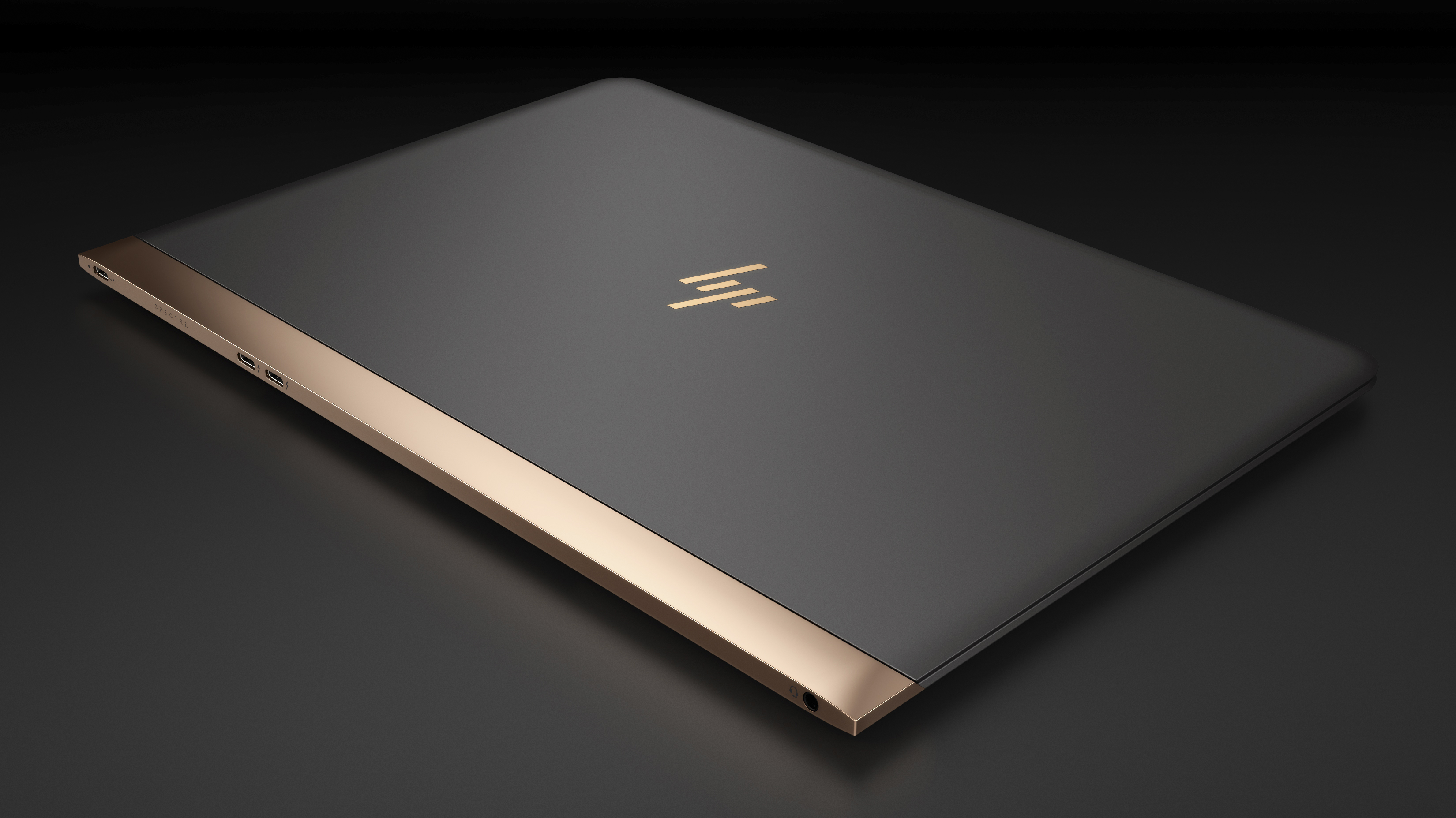 HP lanza edición limitada de PCs con arte en oro y diamantes