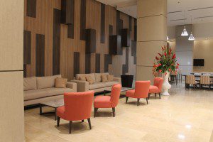 El hotel cuenta con 18 pisos y 154 habitaciones.