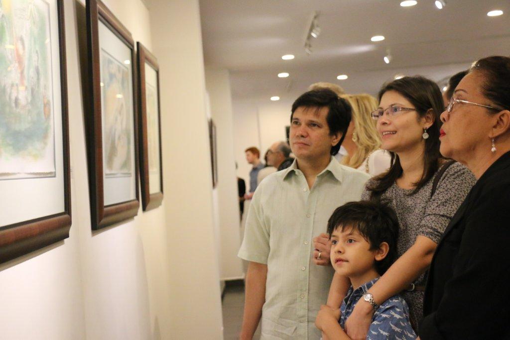 Tres maestros visitan el Centro de Arte