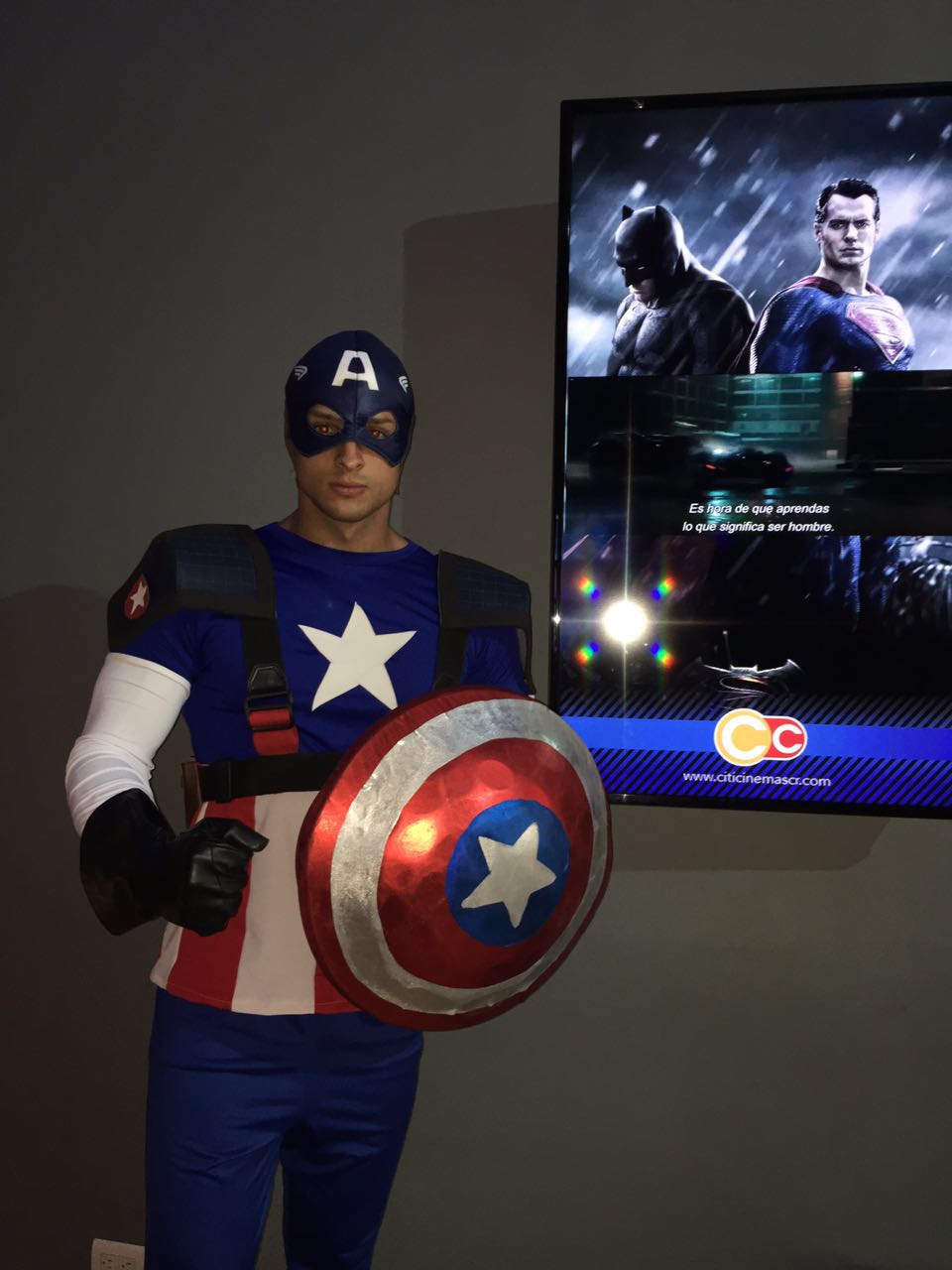 ¡Plaza Real Cariari lo espera con un show de risas y superhéroes!