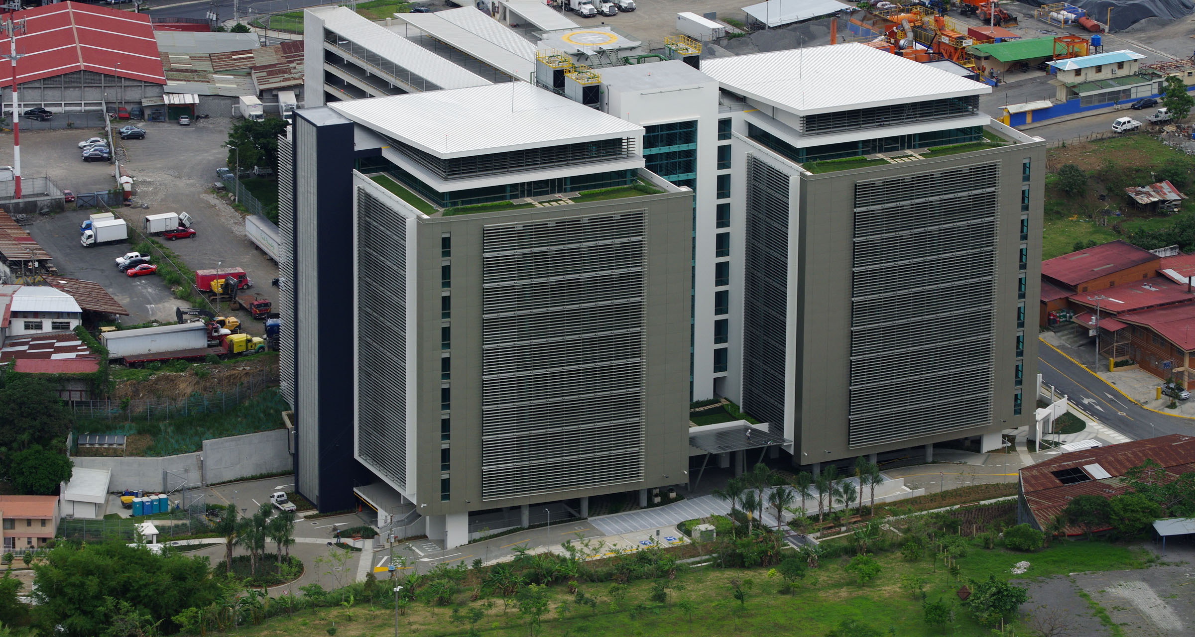 Centro Corporativo El Tobogán abre sus puertas a líder global de especialidades químicas