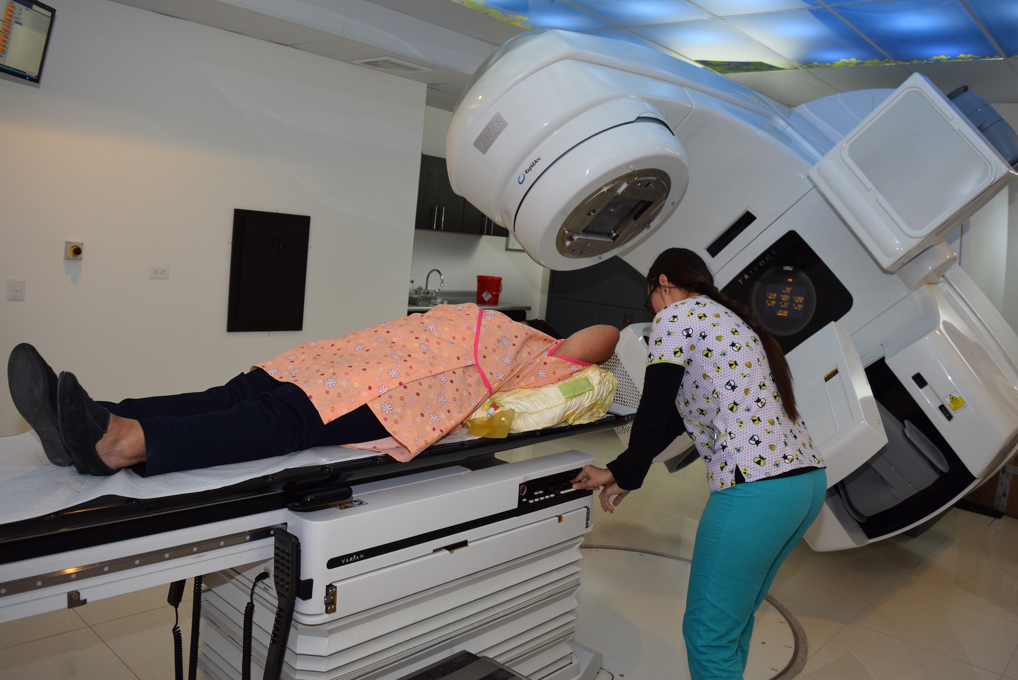 50% de todos los tumores malignos deben ser tratados con radioterapia