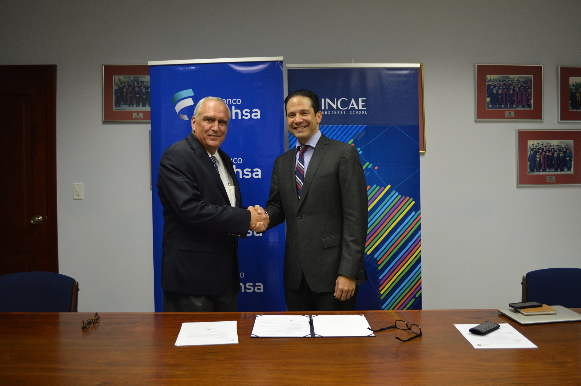 Ficohsa colabora con la renovación de casas de Incae de Nicaragua