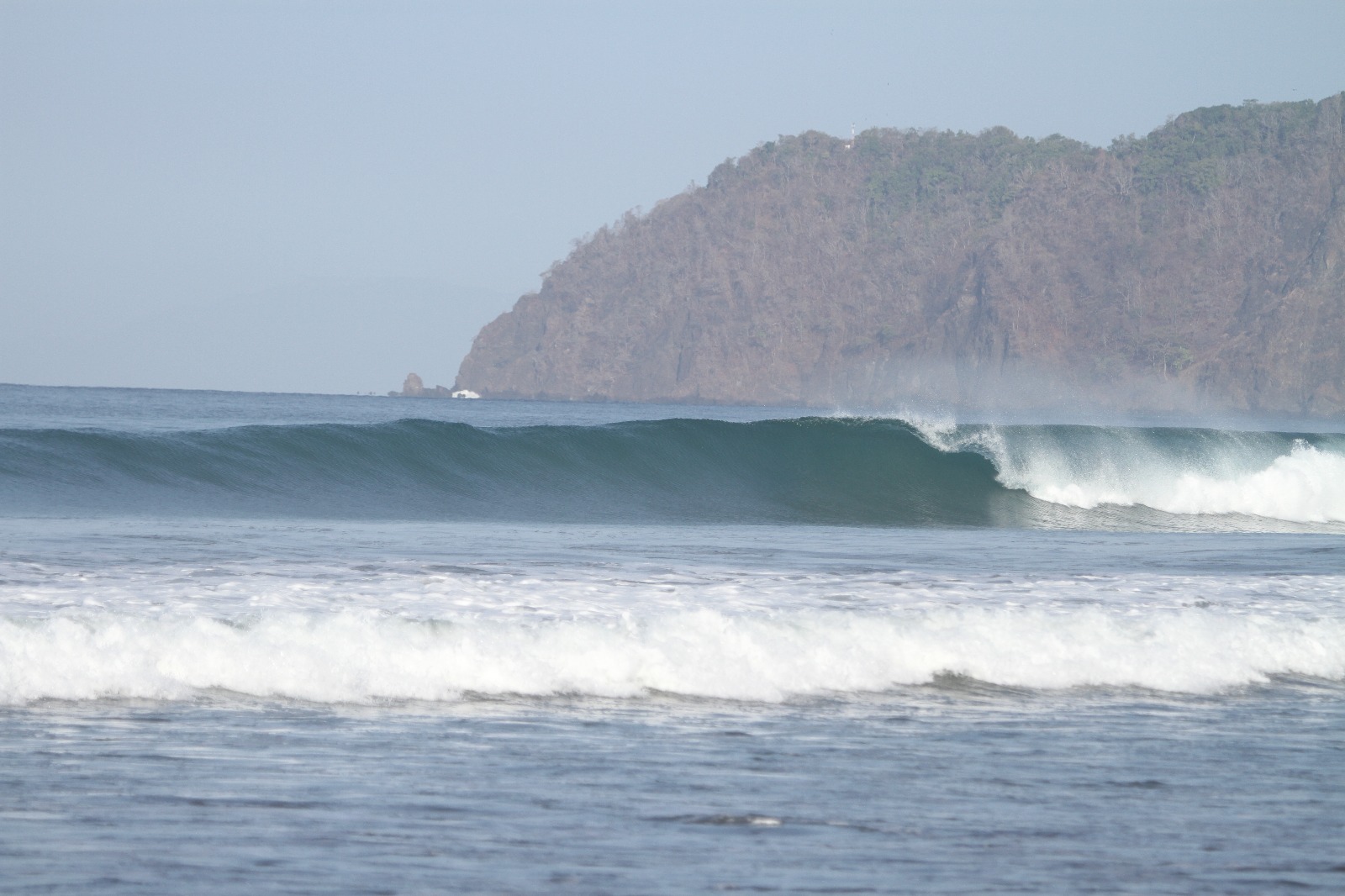 La calidad de agua de playa Jaco es adecuada para el Mundial de Surf