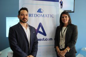 En aeropost.com, los clientes pueden además pagar con su moneda local.