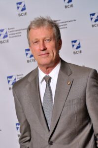 Dr. Rischbieth, presidente ejecutivo del BCIE.