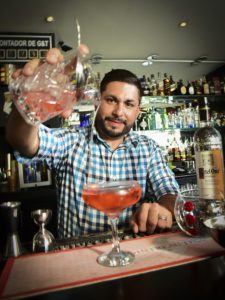 Oscar Bermúdez representa a Costa Rica en esta reconocida competencia.