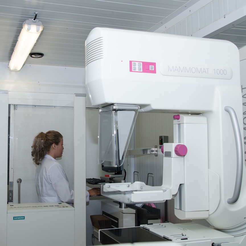 Unidad Móvil Lazos ha donado más de 24.000 mamografías