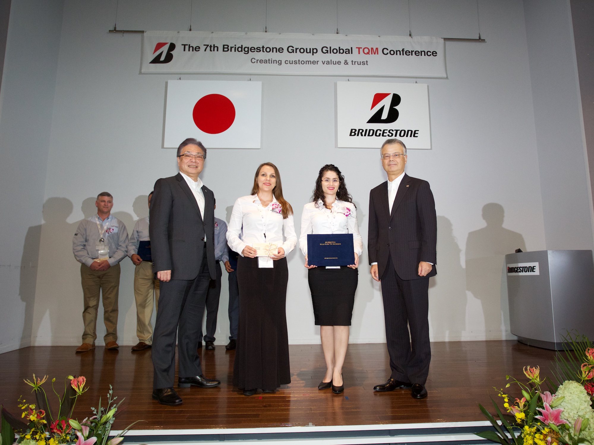 Ingenieras costarricenses de Bridgestone obtuvieron galardón de Mejora Continua en Japón